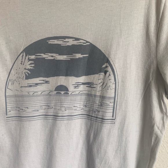 Radio California Tee - Picture 9 of 9